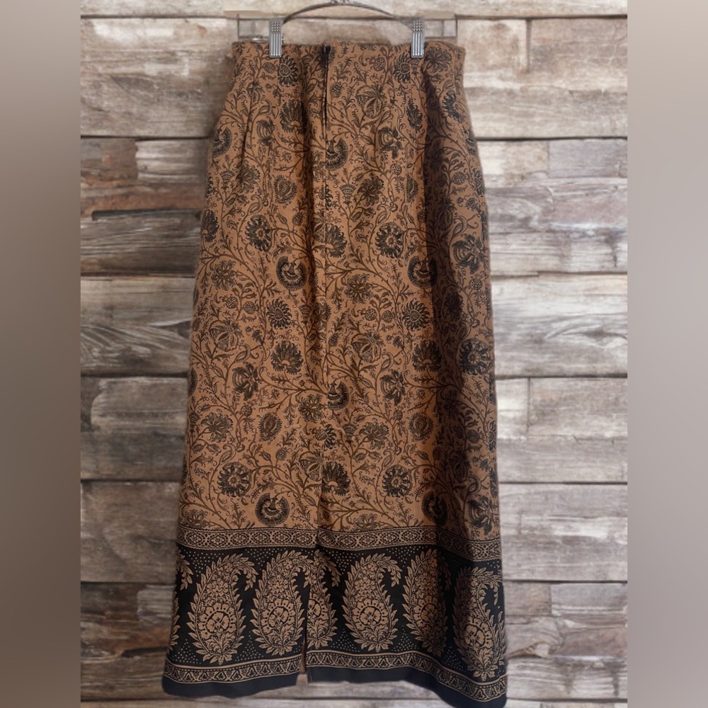 dressbarn Black and Brown Floral A-Line Skirt Fully Lined - Picture 2 of 4